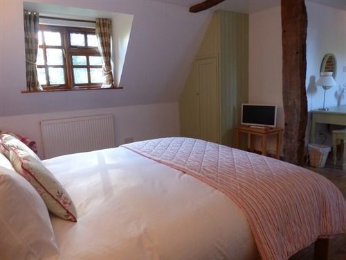 The Old Pear Tree Bed & Breakfast Whepstead Exterior photo